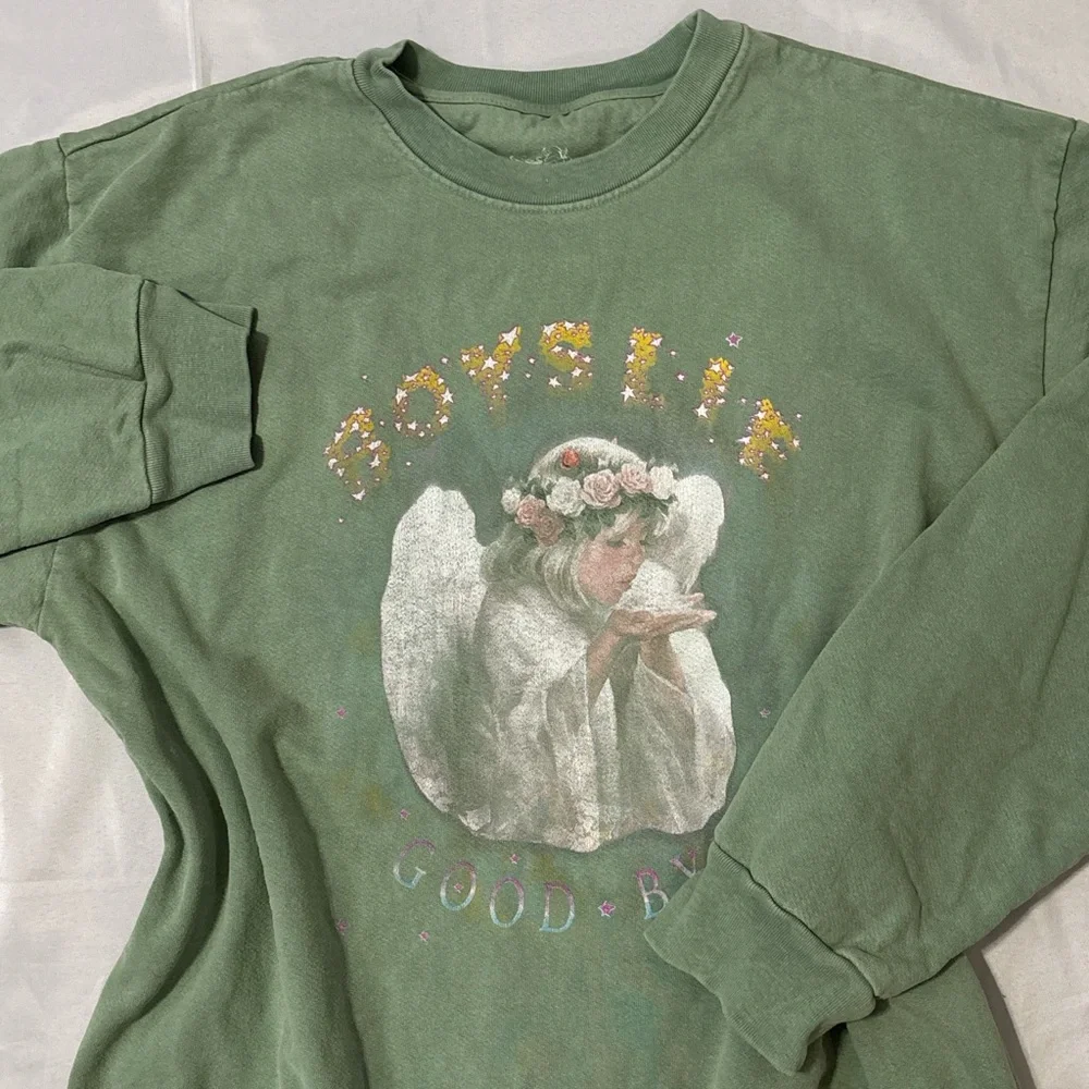 BOYS LIE OVERSIZED GRAPHIC ANGEL CREWNECK SWEATSHIRT - Picture 2 of 7